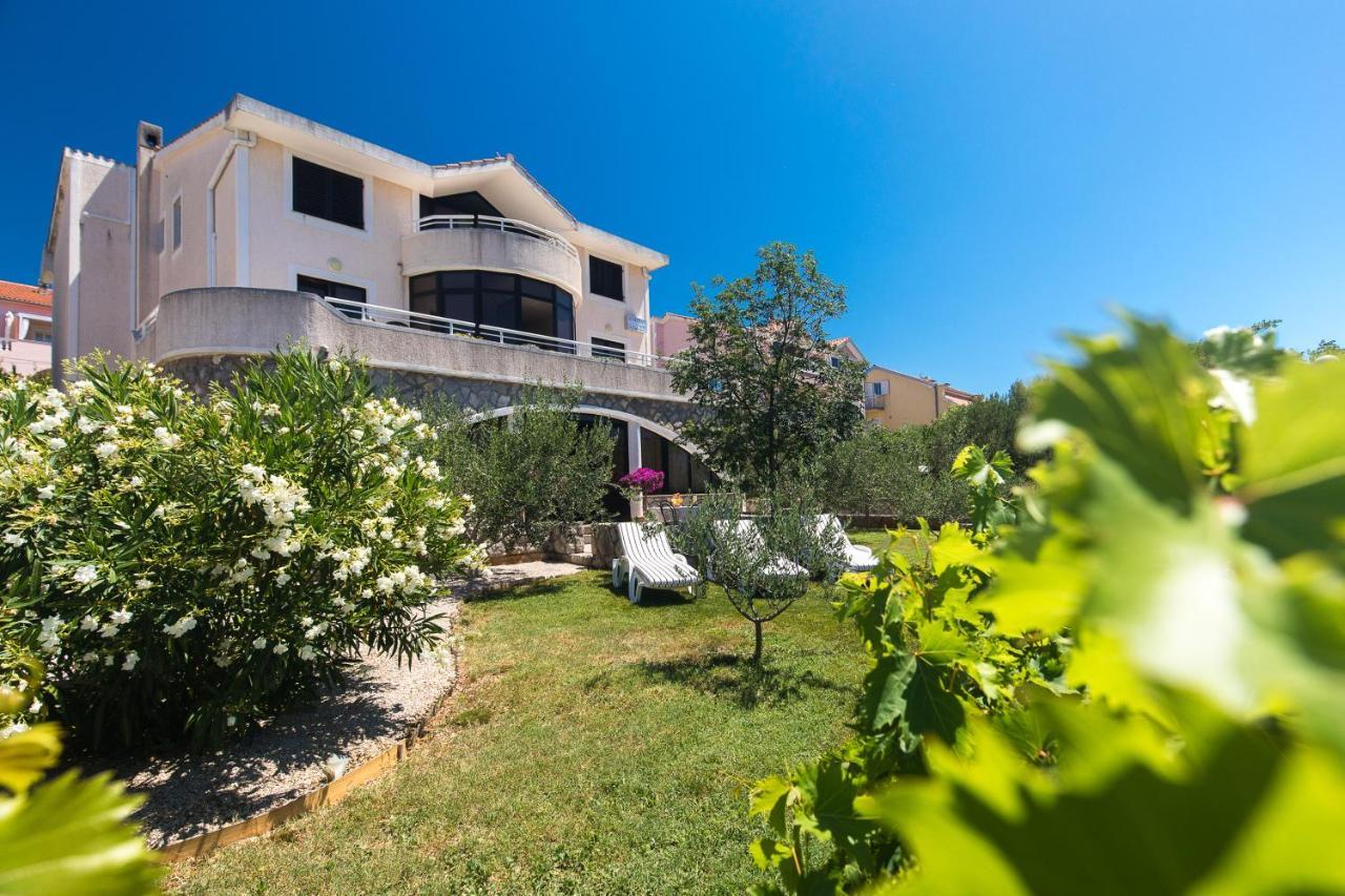 Villa Paradiso Punat Exterior photo